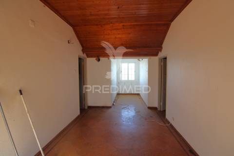Moradia independente com lote de 502 m2 na lagoa de albufeira