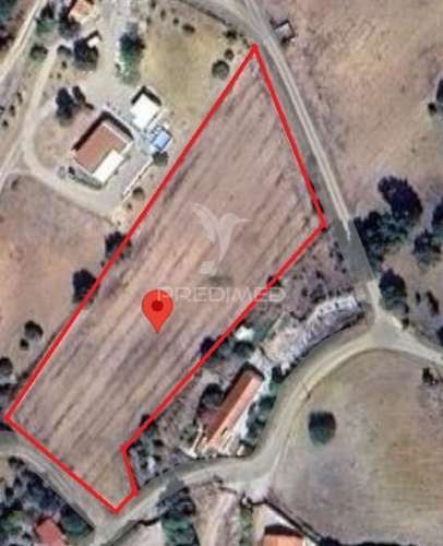 Terreno com viabilidade para turismo rural – 5.500 m²