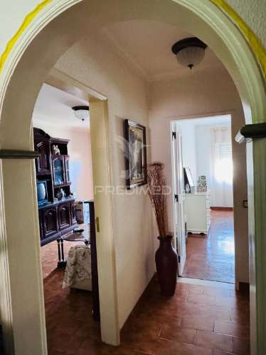 Apartamento t3 com excelente exposição solar em setúbal