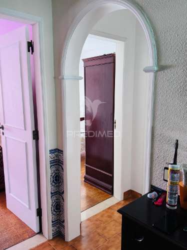 Apartamento t3 com excelente exposição solar em setúbal