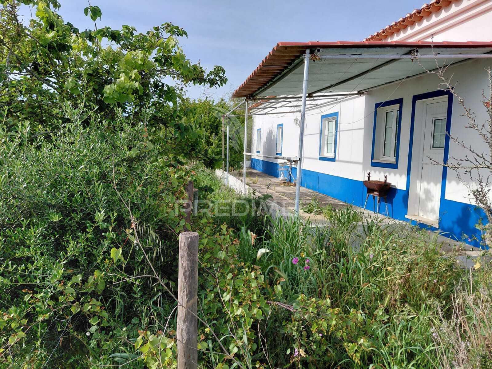 Moradia t2 mobilada e equipada,ademas,santiago do cacém