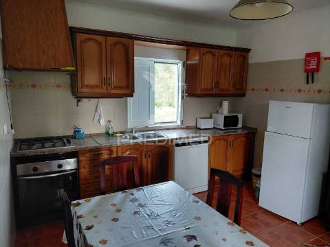 Moradia t2 mobilada e equipada,ademas,santiago do cacém