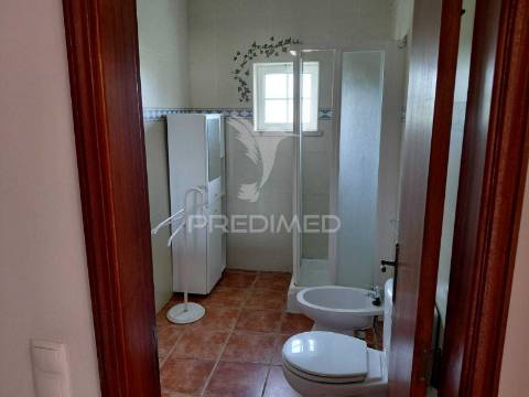 Moradia t2 mobilada e equipada,ademas,santiago do cacém