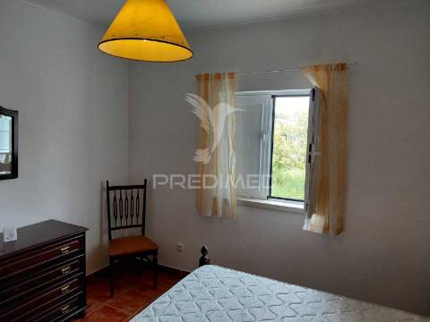 Moradia t2 mobilada e equipada,ademas,santiago do cacém