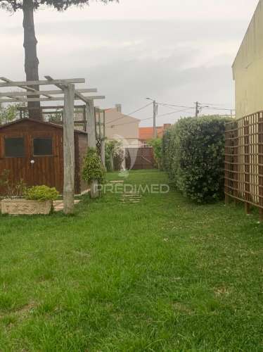 Terreno para venda em aguda arcozelo