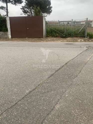 Terreno para venda em aguda arcozelo