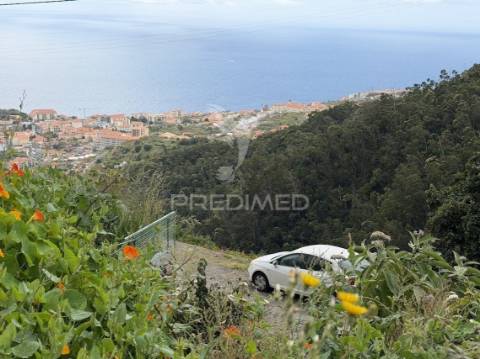 Terreno vista mar urbanizável com área 2850m2