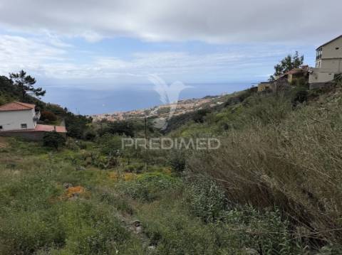 Terreno vista mar urbanizável com área 2850m2