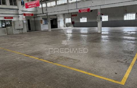 Armazém - escapães