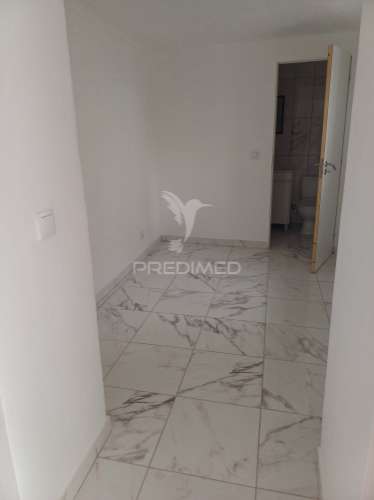 Prédio com dois t1 remodelado