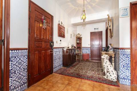 Apartamento t3 situado em vialonga