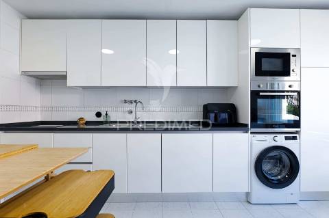 T3 em excelente estado com varanda, perto de loures e acessos a lisboa