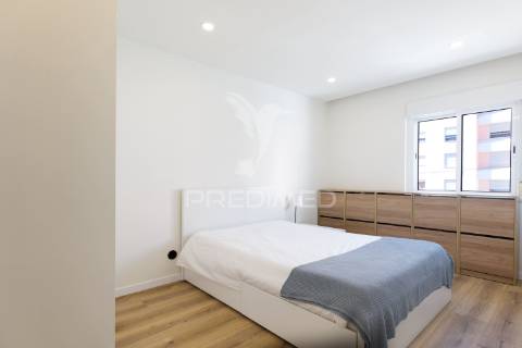 T3 em excelente estado com varanda, perto de loures e acessos a lisboa