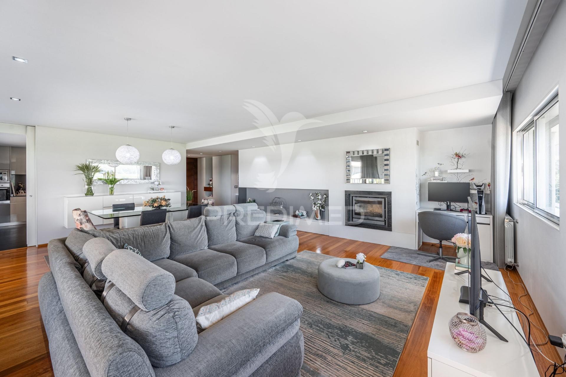 Exclusivo t3 de prestígio em urgezes – luz, sofisticação e espaço sem compromissos