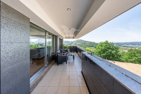 Exclusivo t3 de prestígio em urgezes – luz, sofisticação e espaço sem compromissos