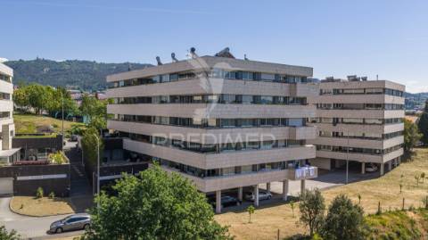 Exclusivo t3 de prestígio em urgezes – luz, sofisticação e espaço sem compromissos