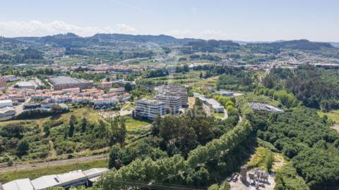 Exclusivo t3 de prestígio em urgezes – luz, sofisticação e espaço sem compromissos