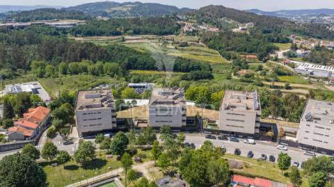 Exclusivo t3 de prestígio em urgezes – luz, sofisticação e espaço sem compromissos