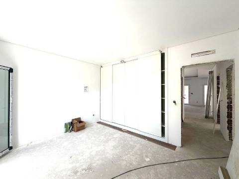 Moradia t3+1 piscina