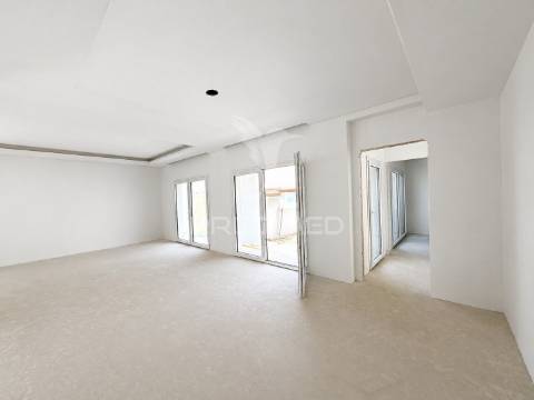 Moradia t3 + 1 piscina
