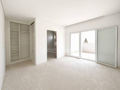 Moradia t3 + 1 piscina