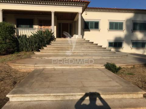 Moradia de luxo t7 com piscina interior e 6.867m2 de terreno | são martinho de bougado - trofa