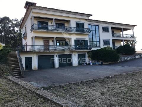 Moradia de luxo t7 com piscina interior e 6.867m2 de terreno | são martinho de bougado - trofa