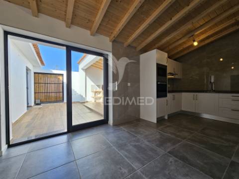 Moradia t2 em entradas, castro verde