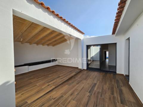 Moradia t2 em entradas, castro verde