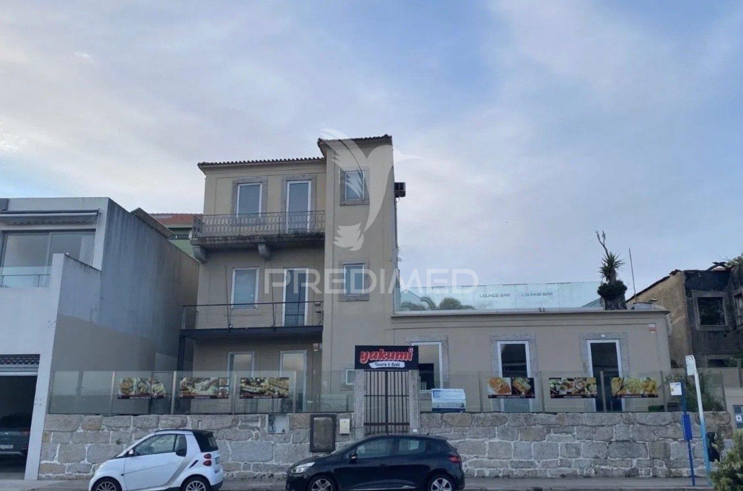 Moradia para reconstruir leça da palmeira