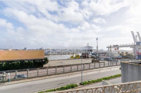 Moradia para reconstruir leça da palmeira