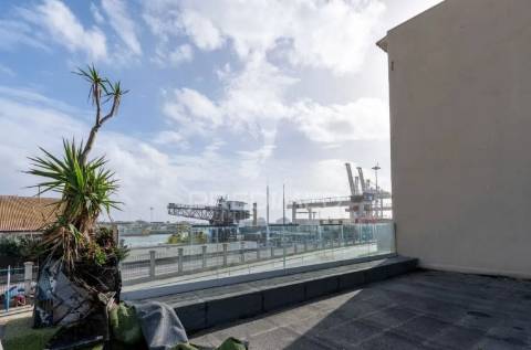 Moradia para reconstruir leça da palmeira