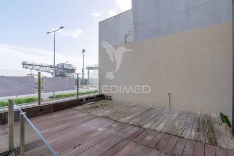 Moradia para reconstruir leça da palmeira