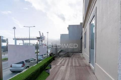 Moradia para reconstruir leça da palmeira