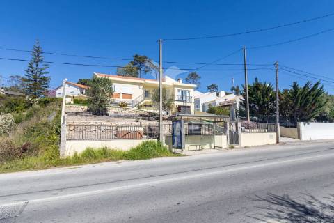 Moradia independente à venda em sesimbra   - venda nova