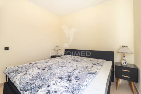 Moradia independente à venda em sesimbra   - venda nova