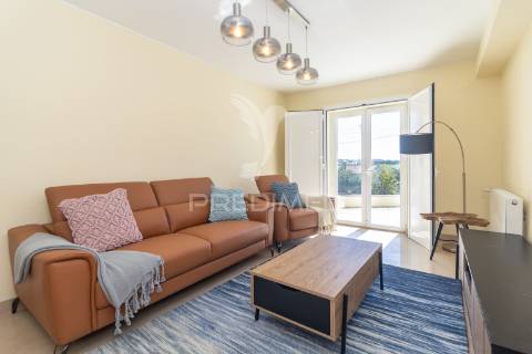 Moradia independente à venda em sesimbra   - venda nova