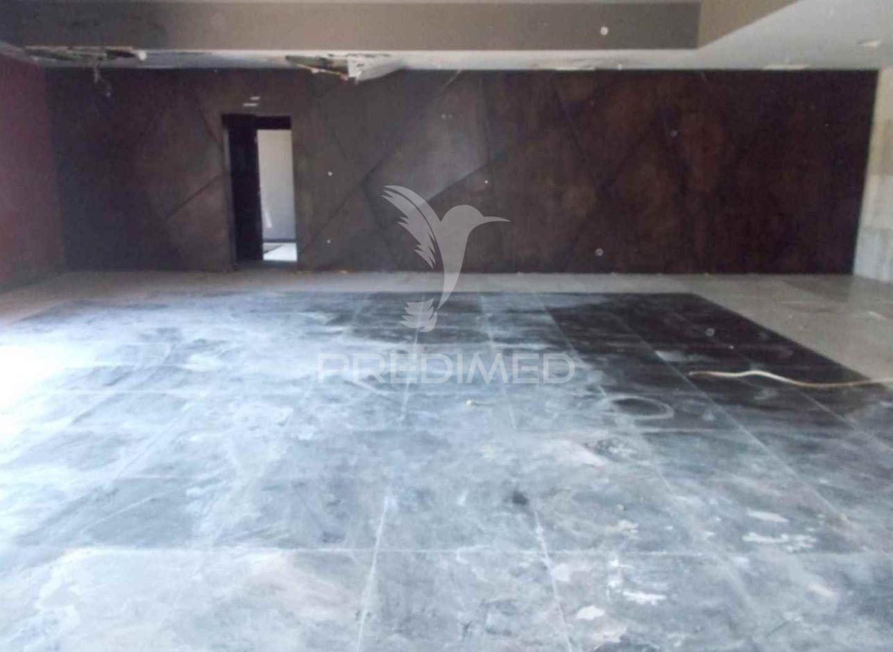 Espaço comercial com terreno – aveiro