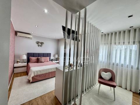 Moradia t4 de gaveto