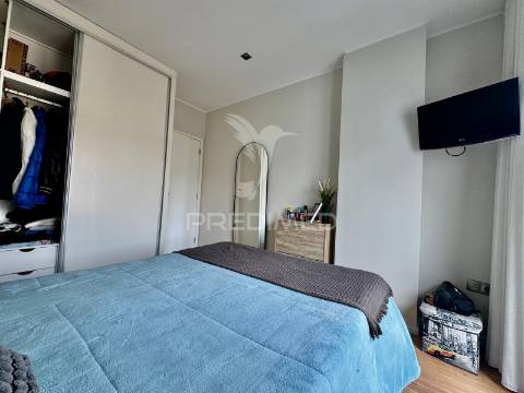 Moradia t4 de gaveto