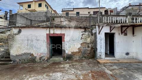 Moradia t2 para reconstrução | santo antónio – funchal