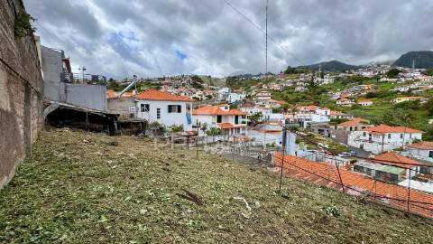 Moradia t2 para reconstrução | santo antónio – funchal