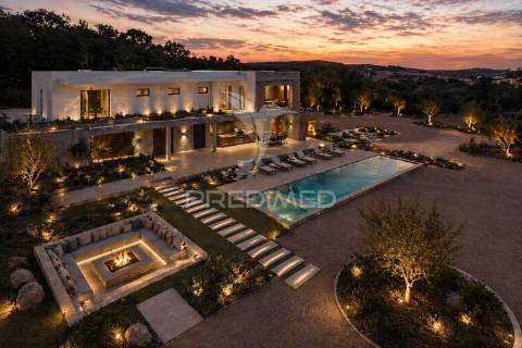 Moradia térrea de luxo | 5.000m² | piscina | ginásio | cinema privado | quinta do anjo