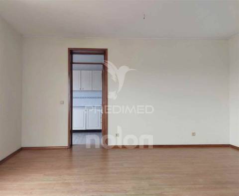 Apartamento t3+1 • 131 m² • varanda • vista deslumbrante • centro de são joão da madeira