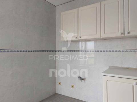Apartamento t3+1 • 131 m² • varanda • vista deslumbrante • centro de são joão da madeira