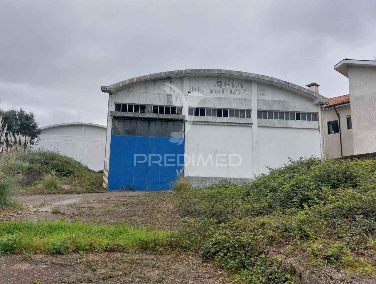 Armazém industrial - santa maria de lamas