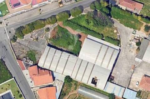 Armazém industrial - santa maria de lamas