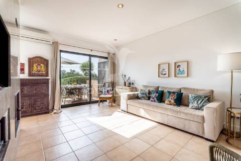 Moradia t3 em condomínio com piscina