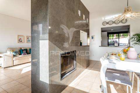 Moradia t3 em condomínio com piscina