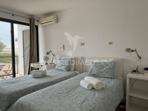 Moradia t3 em condomínio com piscina